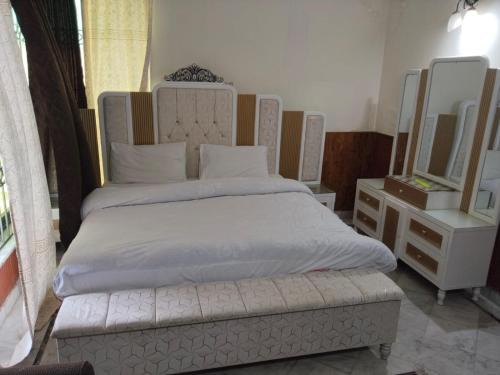 Living Lodges Guest House