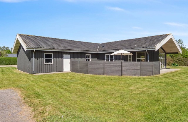 "Ljupco" - 500m to the fjord by Interhome