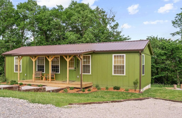 Lodge 121 at Eden Reserve—Safari Cabin Near Ark