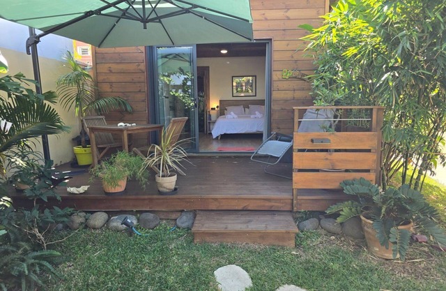 Lodge Kailua with jacuzzi in the heart of the city