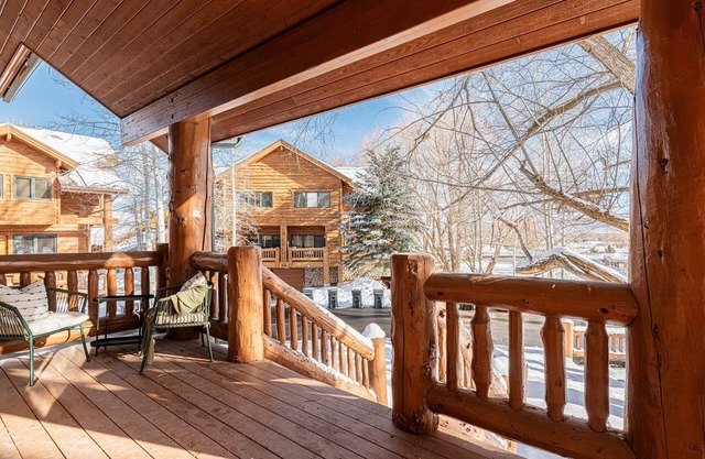 Lodge Minutes to Ski Lifts - Free Bus - Park City Winterwolf Canyons