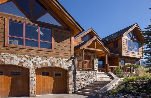 LODGE ON THE POINT by Exceptional Stays
