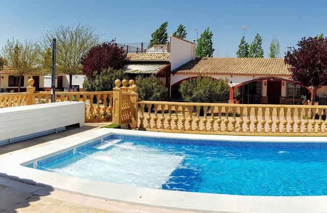 Lodging located in a natural and quiet environment.