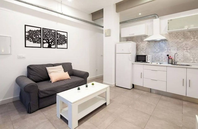 Loft next to Betis street, best area of Seville-Sevillarooms