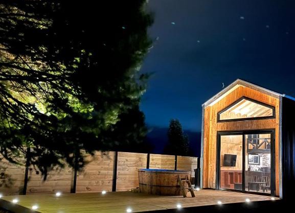 LOFT NIGHT HOME