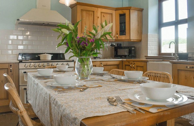 Loft Shay Farm is the perfect place to treat friends and family.