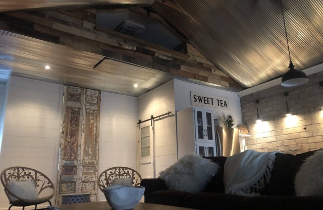 Loft-style Villa near Pensacola Dam on Grand Lake!