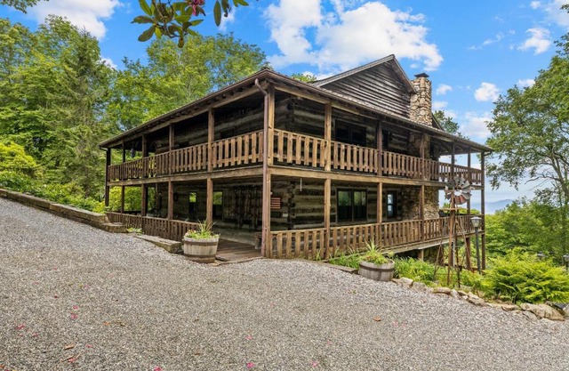 Logs Of Luxury Cabin