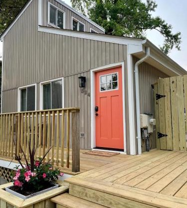 London Towne Bungalow Wloft - Walk To The Beach!