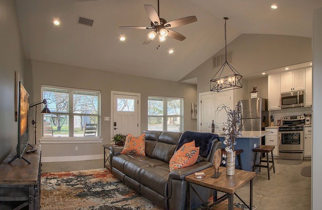 Lone Star Cabin No.3 - Texas Hill Country