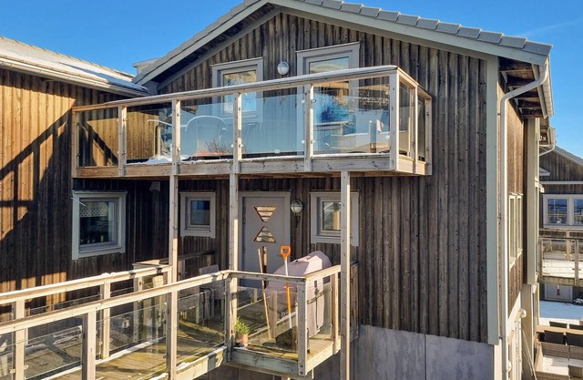 Look forward to a wonderful vacation with the whole family in this comfortable vacation home in a fa