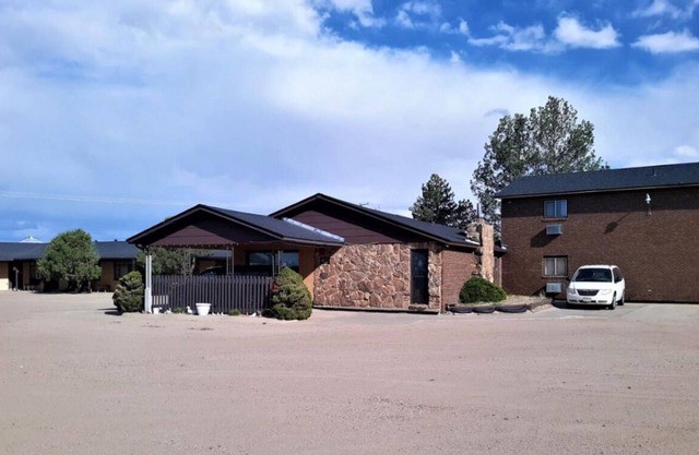 Look No Further! 2 Convenient Units, Free Parking Onsite, Pet-Friendly