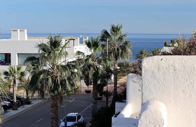 Lorandalou - Two Bedroom Apartment, Sleeps 4