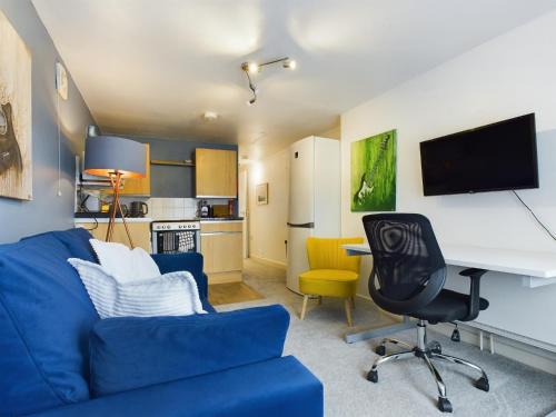 Lovely 1 bedroom apartment with parking