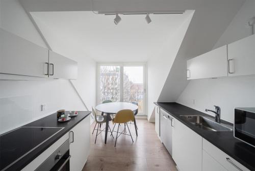 Lovely 2-BR penthouse w a garden in Nørrebro - 71