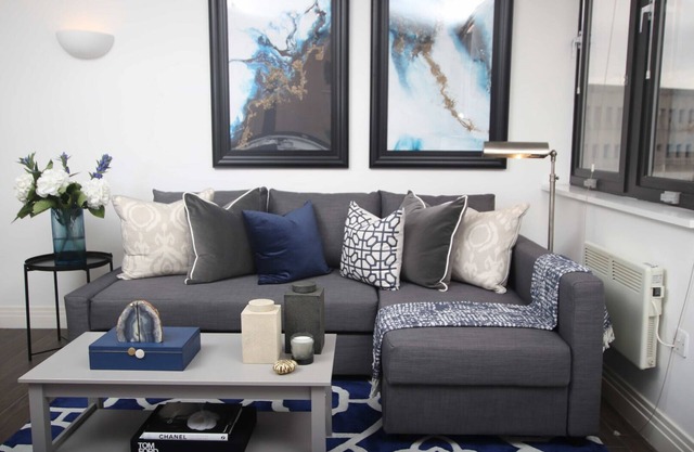 Lovely 2Bedroom/2Bathroom Flat with FREE WIFI and Parking