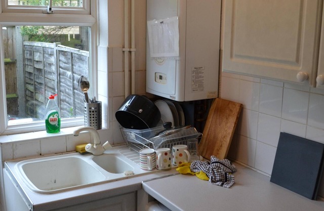 Lovely 3 Bedroom 2 Bathroom House - Wimbledon