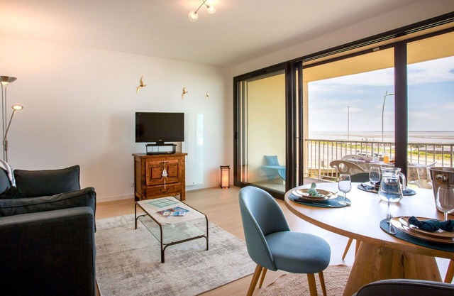 Lovely apartment for 3 guests with WIFI, TV, balcony and pets allowed
