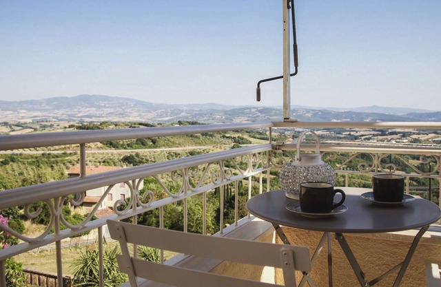 Lovely apartment for 3 people with A/C, WIFI, TV and parking