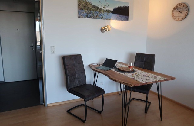 Lovely apartment for 2 guests with WIFI, pool, TV, balcony and pets allowed