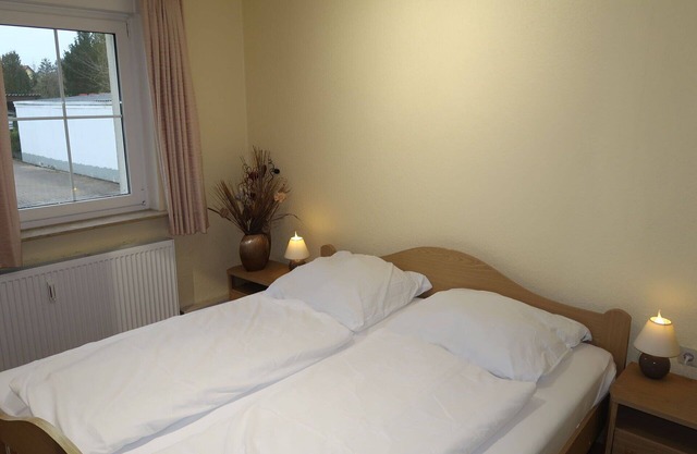Lovely apartment for 4 guests with WIFI, TV, pets allowed and parking