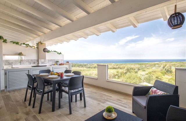 Lovely apartment for 5 people with A/C, WIFI, TV and patio