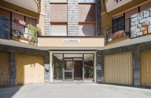 Lovely apartment for 3 people with A/C, WIFI, TV and balcony