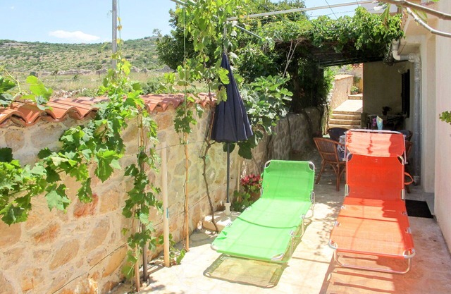 Lovely apartment for 4 people with WIFI, A/C, TV, terrace and pets allowed