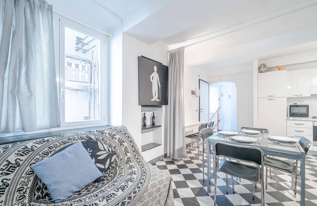 Lovely apartment in Genova with WiFi