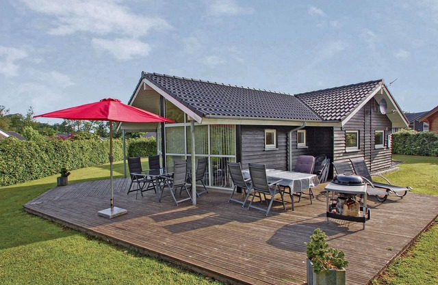 Lovely home in Aabenraa with sauna