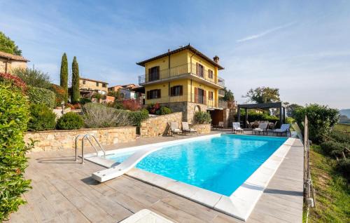 Lovely Home In Castiglione Del Lago