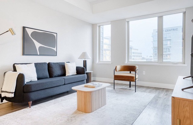 Lovely Mountain View 1BR w/Pool & Gym, walk to Caltrain, by Blueground