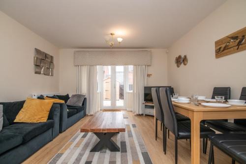 Lovely refurbed 4 bed house in Black Country