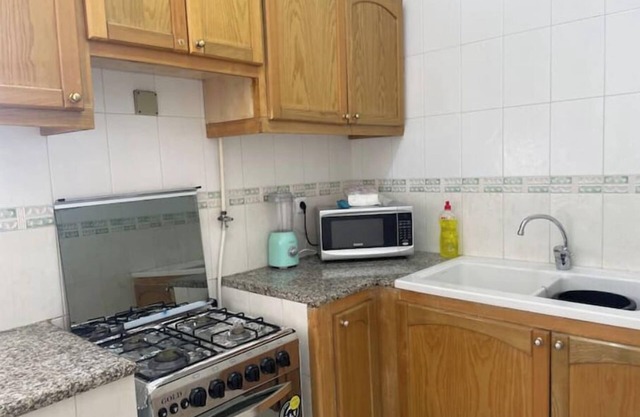 Lovely & spacious apt in Ennasrnn