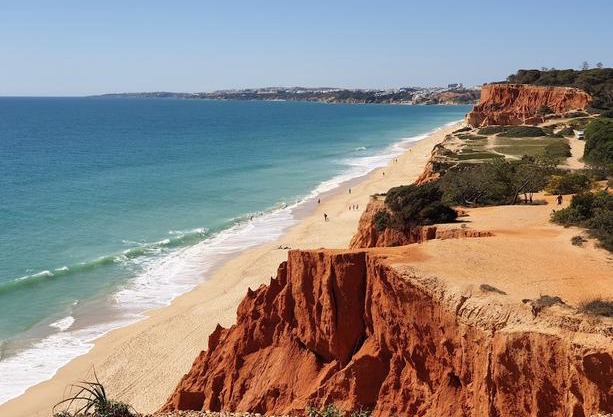 Lovely Studio Marta on the beach Falesia, Albufeira
