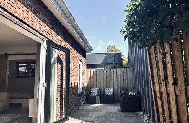 Lovely studio with garden in Limmen