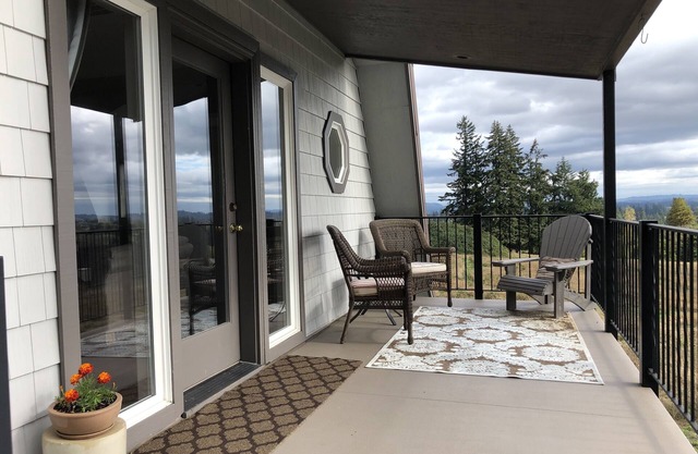 Lovely "Wine Country Casita" - Private Guesthouse, Beautiful Views