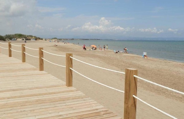 LOW COAST VILLA IN RIUMAR (Ebro Delta area) + PRIVATE POOL, 8 pers.