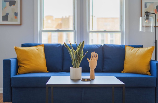 ❤️ Lowest Rates! Fun & Stylish 3BR in Logan Square