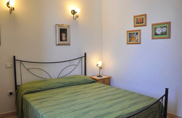 Lubagnu Vacations -bungalow D with garden and pool perfect for a couple