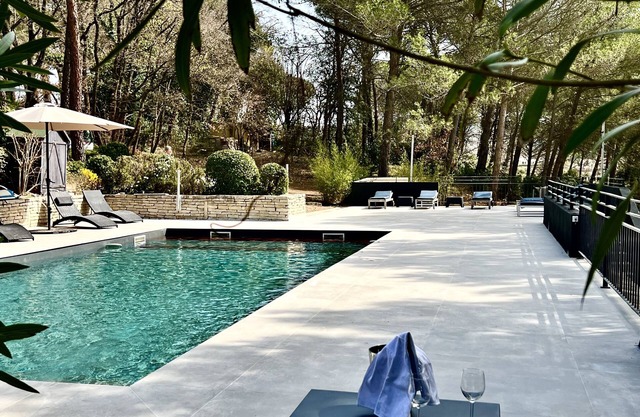 Luberon superb architect villa 8 Pers 300 m2