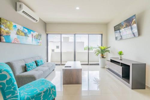 Lujoso Condominio Tiburon a 3 Cuadras de la Playa