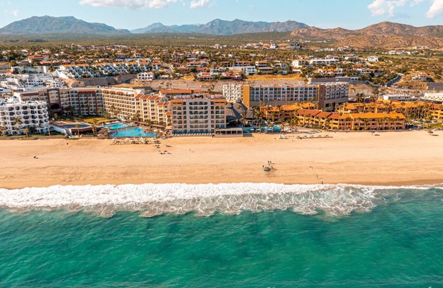 Lumina at Krystal Grand Residences