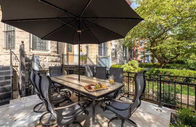 Luxe 7-BR Victorian Castle in the Nation's Capital