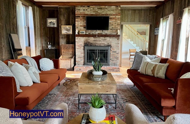 Luxe Fall Family Getaway in VT's Green Mountains