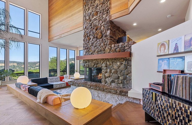 Luxe & Secluded Wine Country Estate with Steam Bath & Sauna/Pool/Tennis Court