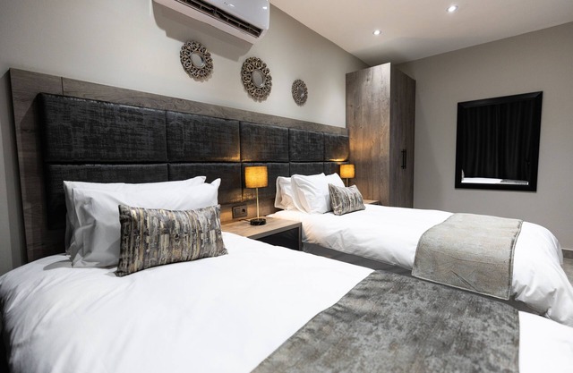 Luxe Suites Boutique Hotel