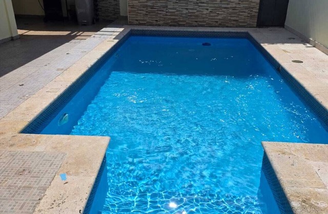 Luxury-House With private pool 3 room 2/Bath, phenomenal Santiago with WiFi, AC