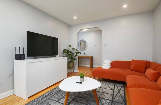 Luxurious 1BR unit in Montreal