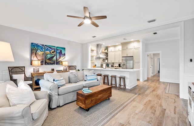 Luxurious 2 Bedroom Watercolor Condo With Two Bikes and Watercolor Amenities